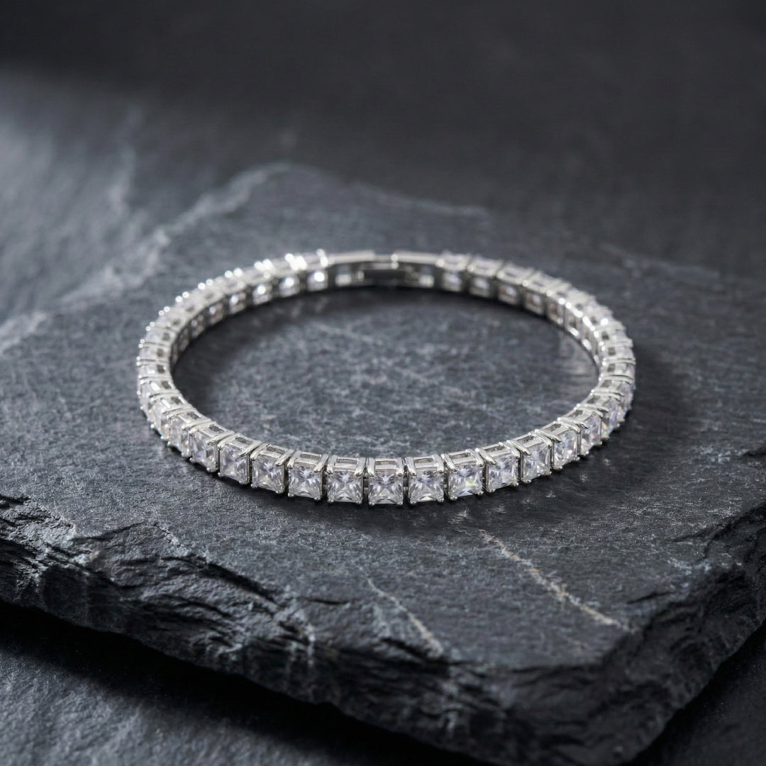 Silver stone tennis bracelet with polished finish, classic everyday jewellery by Selforia